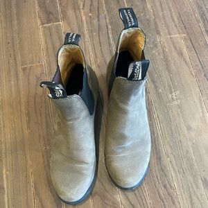 Blundstone BL1961 Heeled Chelsea Boot Sz 9